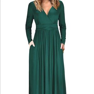 Long Sleeve V-Neck Maxi Dress - Large